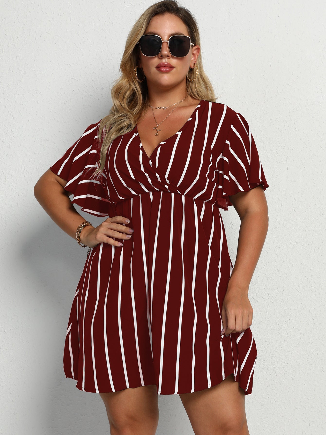 👗 Robe rayée grande taille femme – Ample avec col en V | XL-Charmes