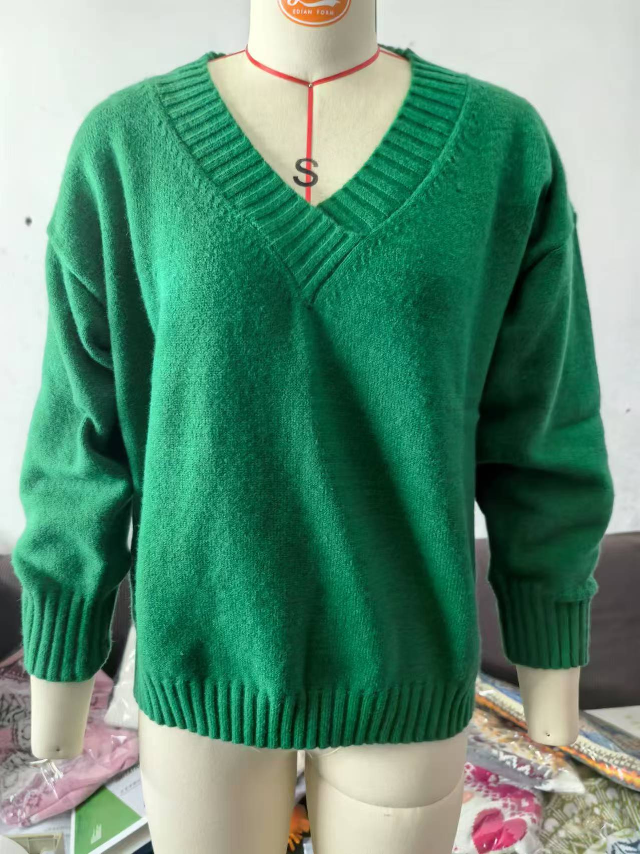🧶 Pull Femme Col V Ample en Maille – Automne-Hiver | XL-Charmes
