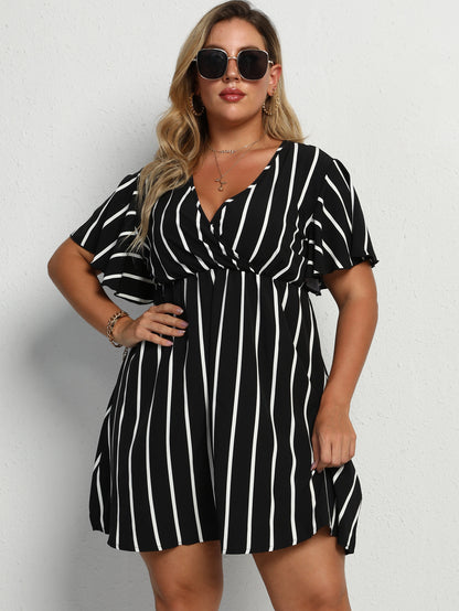 👗 Robe rayée grande taille femme – Ample avec col en V | XL-Charmes